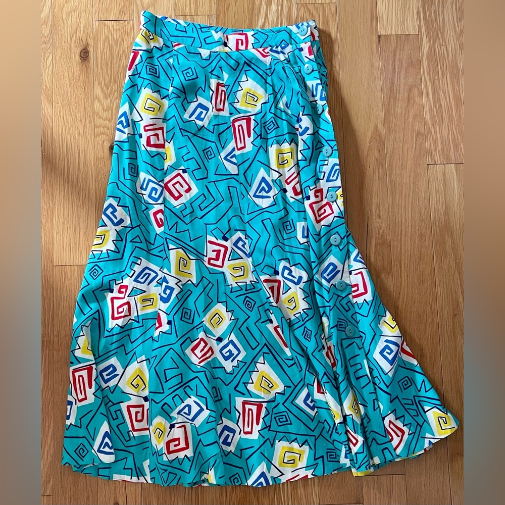 Vintage long patterned skirt
